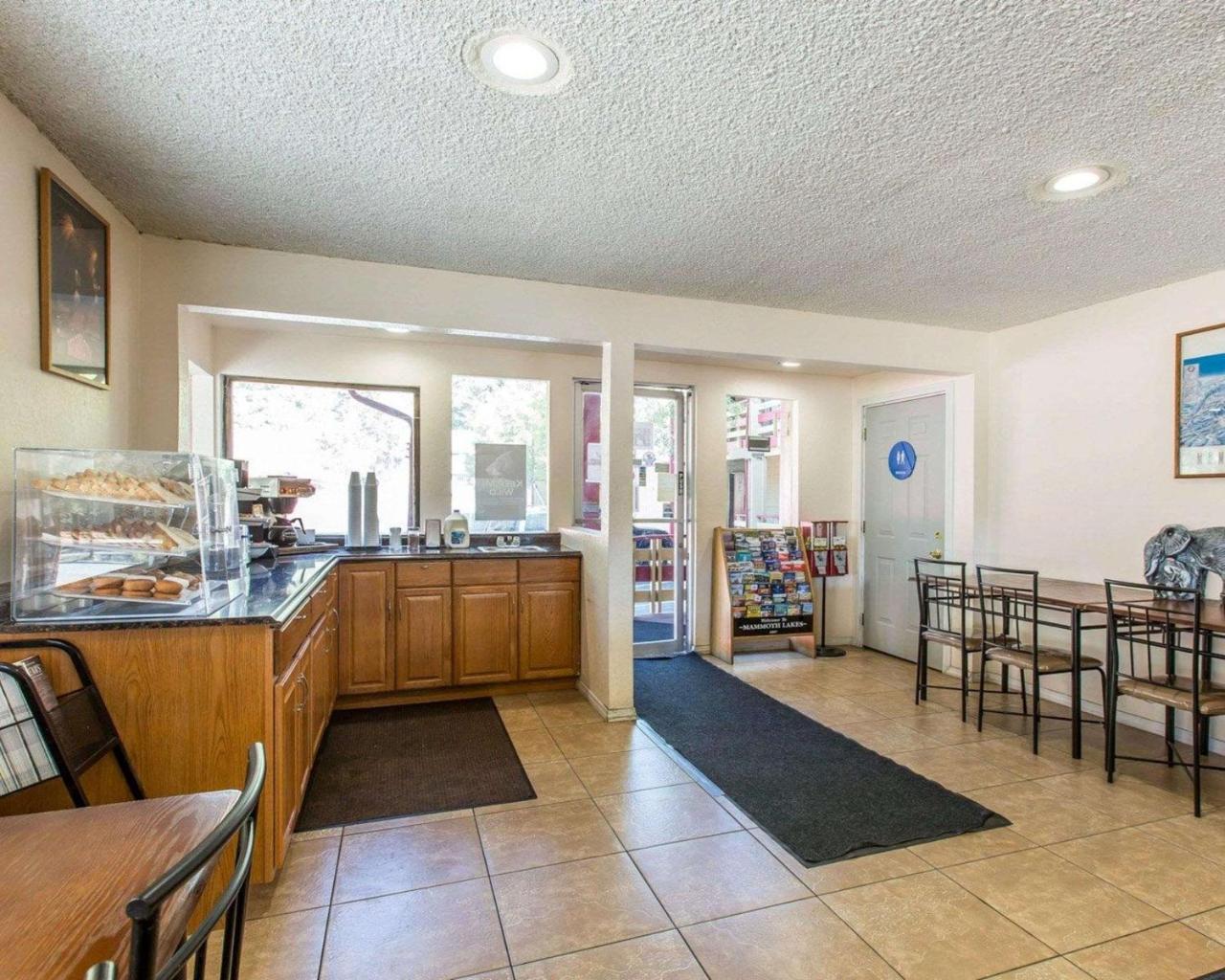 Rodeway Inn Wildwood Mammoth Lakes Exterior photo