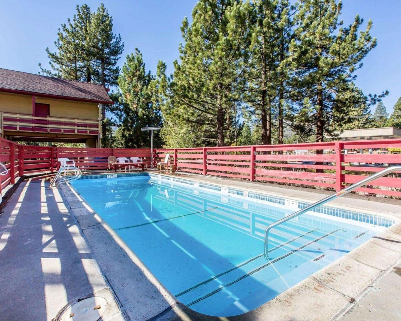 Rodeway Inn Wildwood Mammoth Lakes Exterior photo